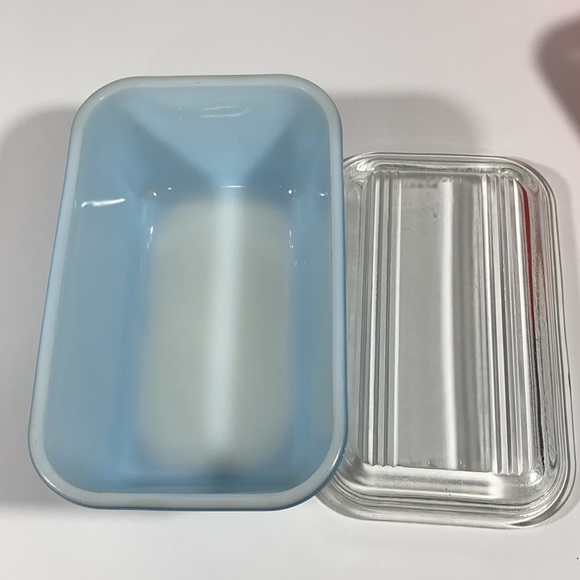 Vintage Pyrex! Refrigerator dish set of 3 - Picture 11 of 16